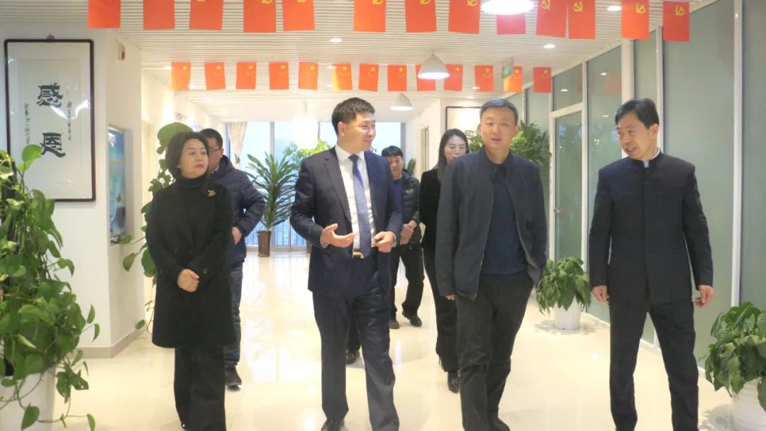 一個(gè)蝴蝶結(jié)要多長(zhǎng)絲帶（絲帶蝴蝶結(jié)定制）