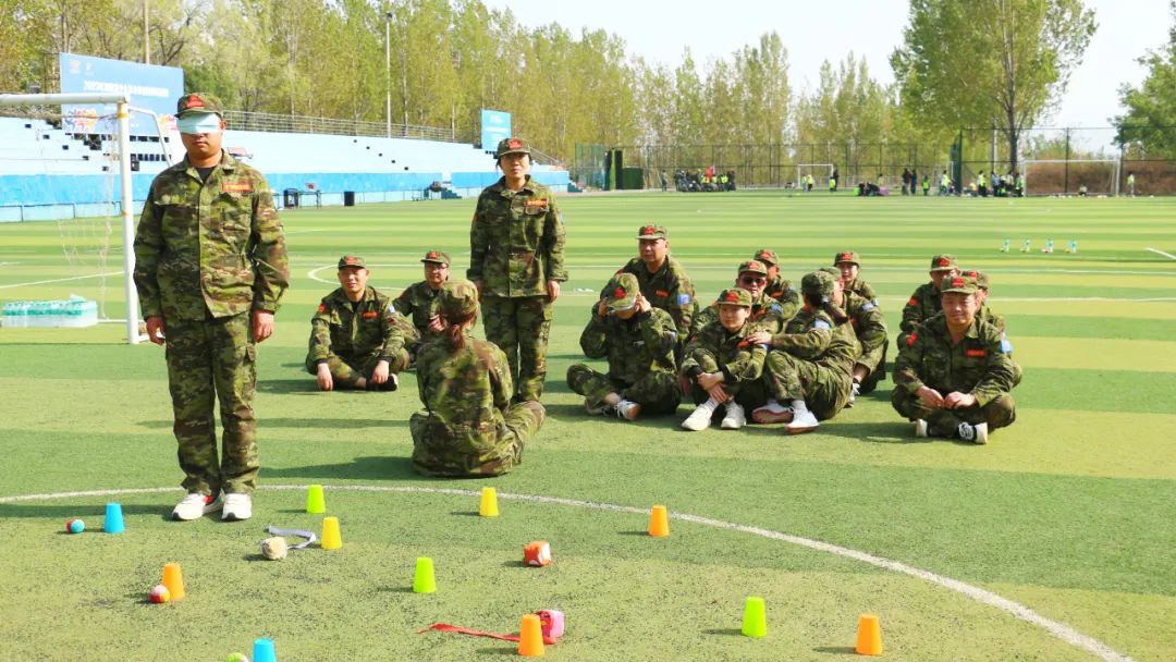 紅色牙邊漸進織帶2